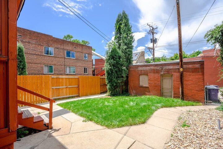 Property Grounds 25 of 27