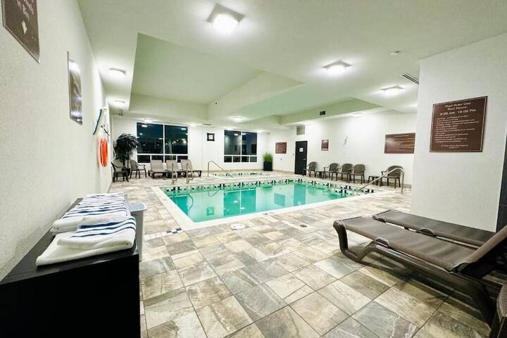 Pool 8 of 14