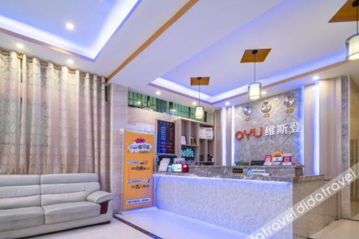 Hotel Interior 14 of 30