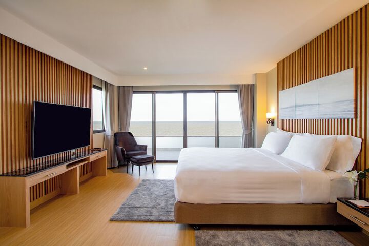 Room 18 of 275