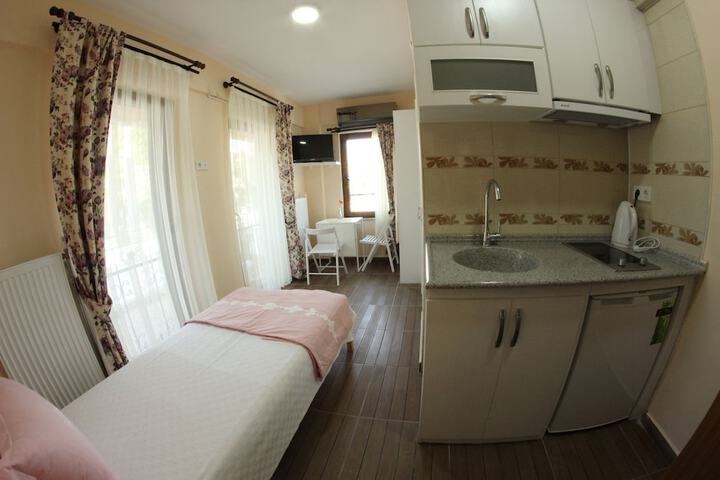 Room 47 of 101