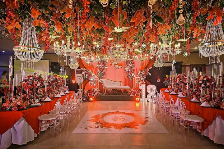 Ballroom/Hall 152 of 199