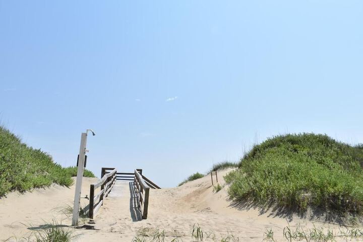 Beach 37 of 43