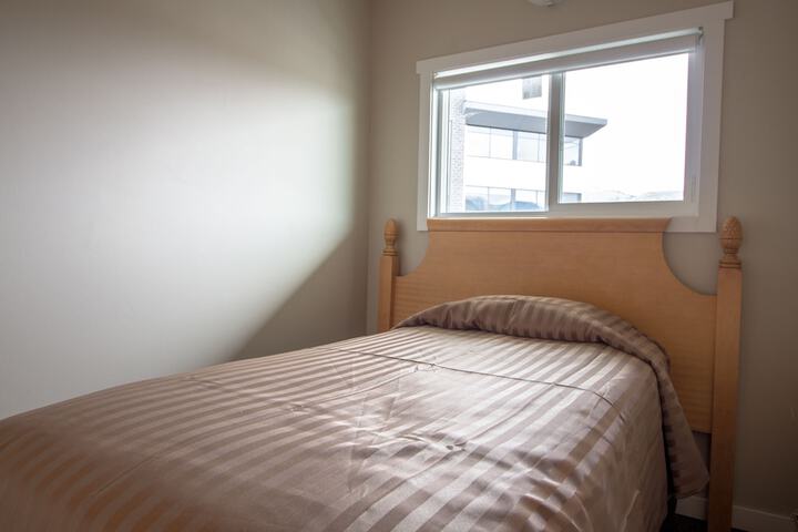 Room 22 of 37