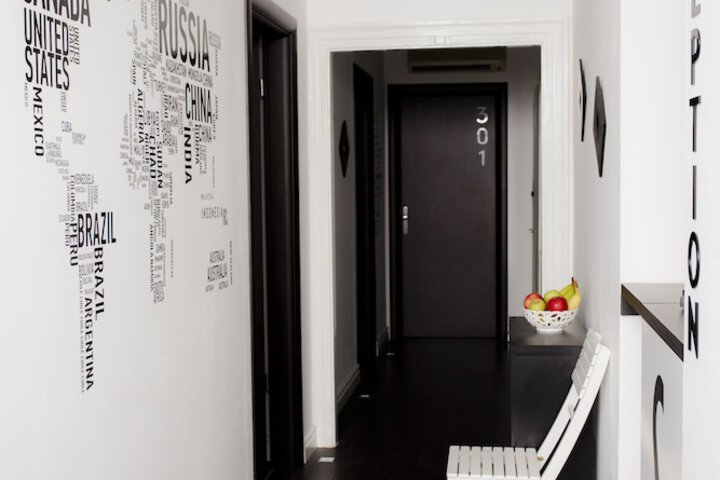 Ballroom/Hall 104 of 131