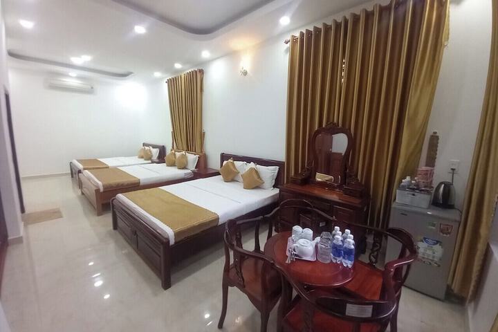 Room 26 of 105