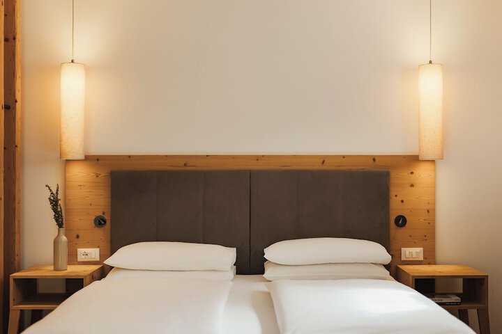 Room 6 of 78