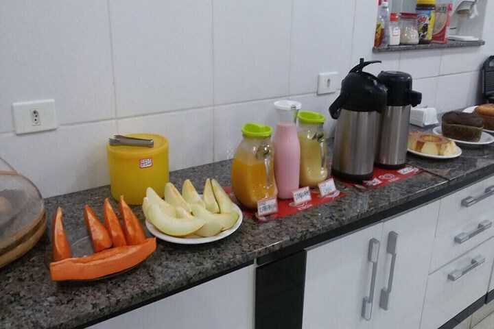 Breakfast/Coffee Service 21 of 32