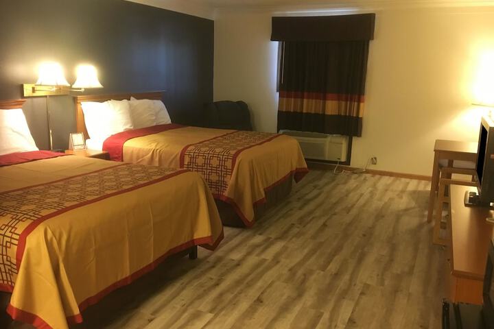 Room 6 of 31