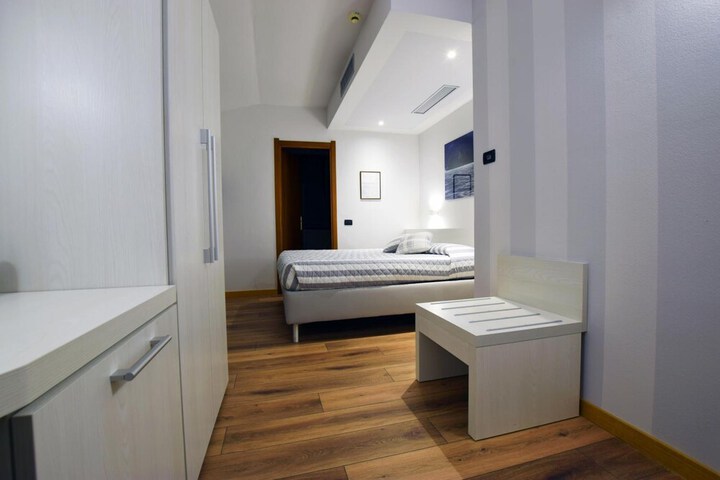 Room 14 of 57