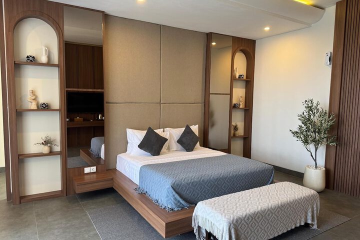 Room 7 of 55