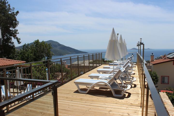 Sundeck