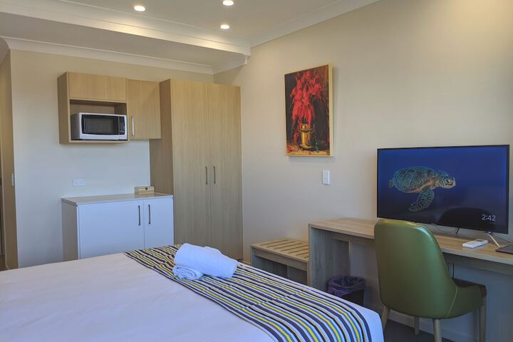 Room 7 of 73