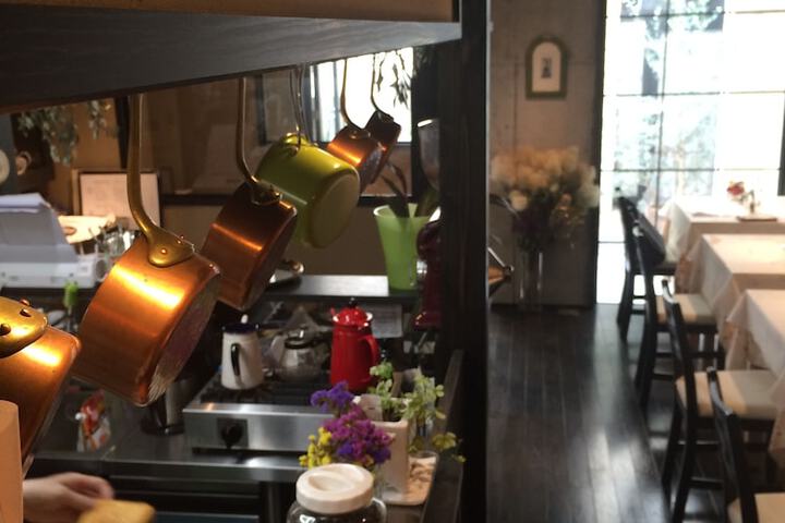 Breakfast area