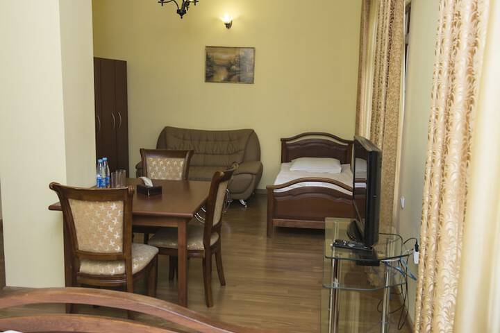 Room 9 of 45