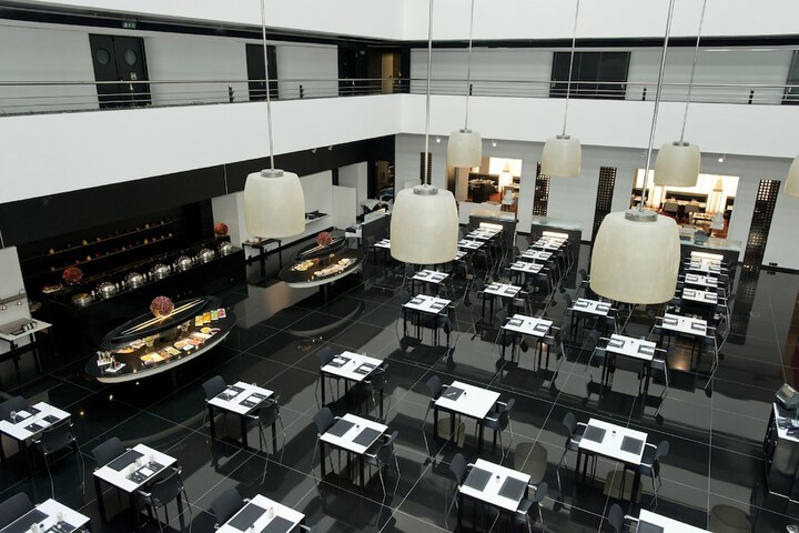 Hotel Interior 19 of 335