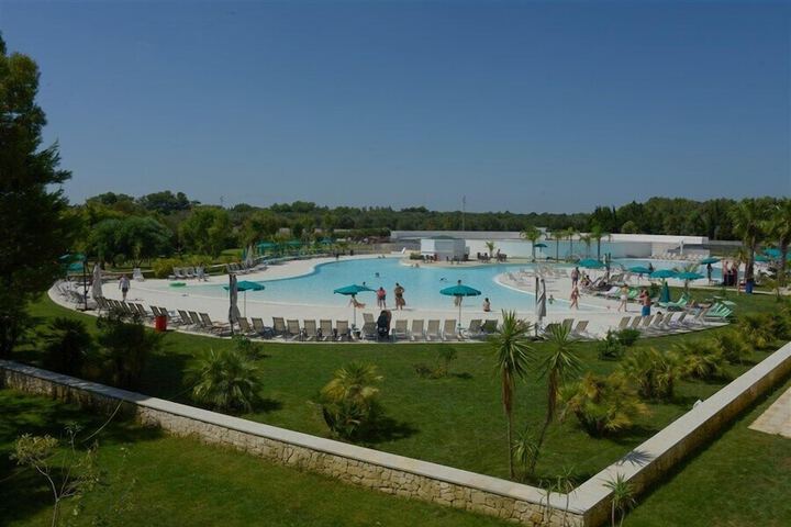 Pool Hotel