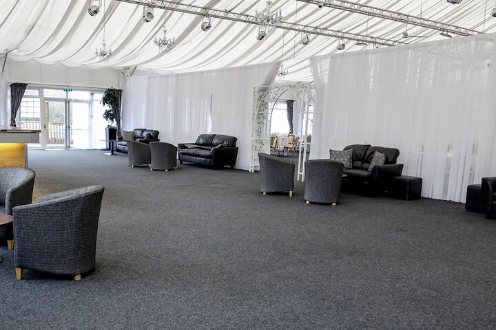 Ballroom/Hall 44 of 71
