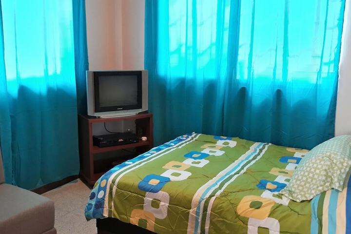 Room 6 of 34