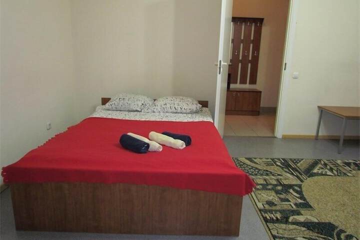 Room 16 of 44