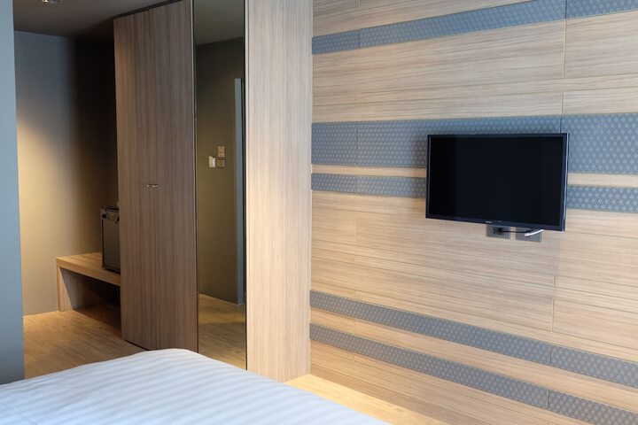 Room 7 of 40