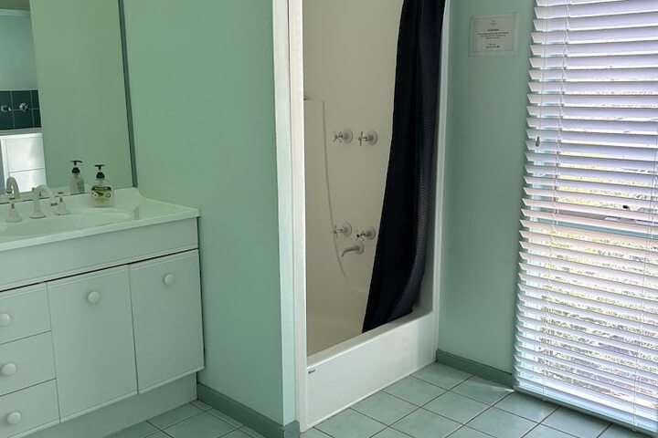 Room 70 of 149