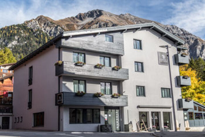 Hotel 47 of 65