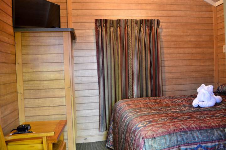 Room 9 of 36