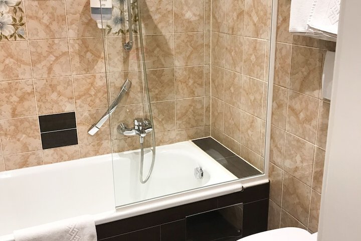 Clean Restrooms