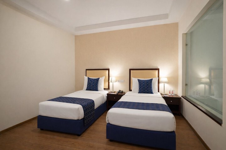 Room 8 of 31