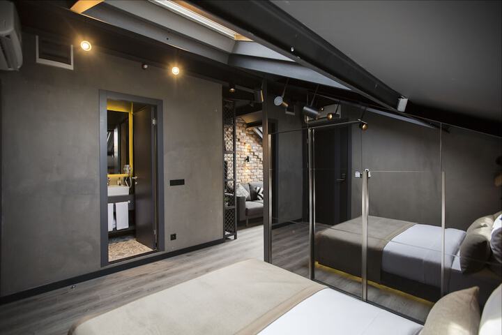 Room 36 of 130