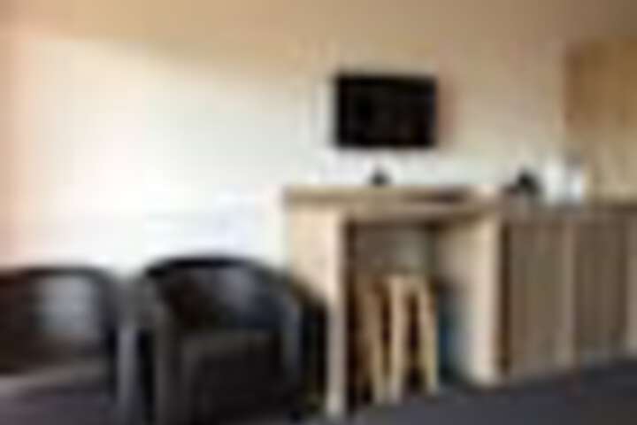 Room 20 of 132
