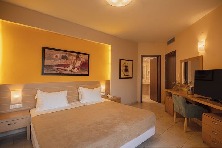 Room 30 of 56