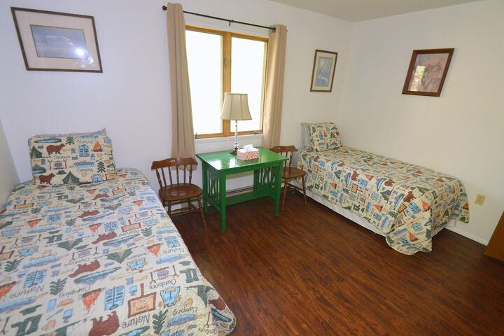 Room 6 of 46