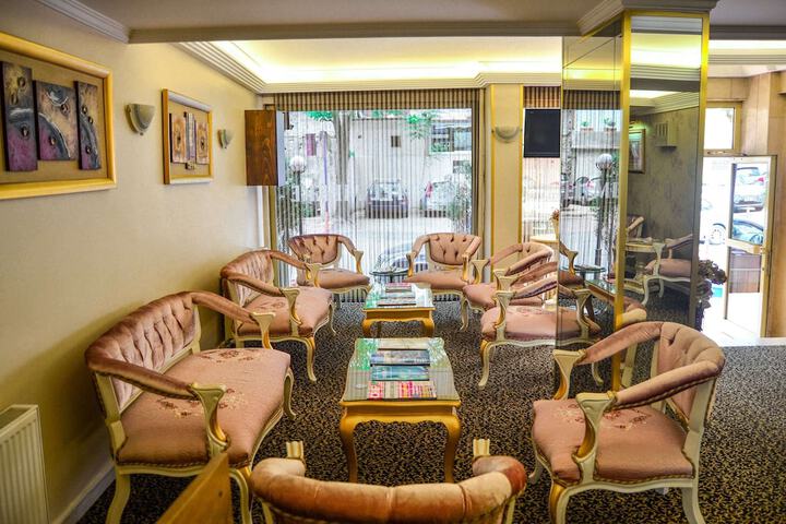 Hotel Lobby