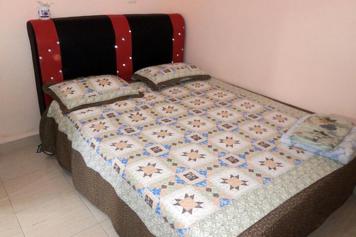 Zainal Homestay