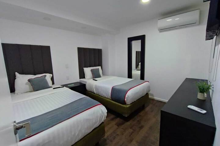 Room 3 of 3