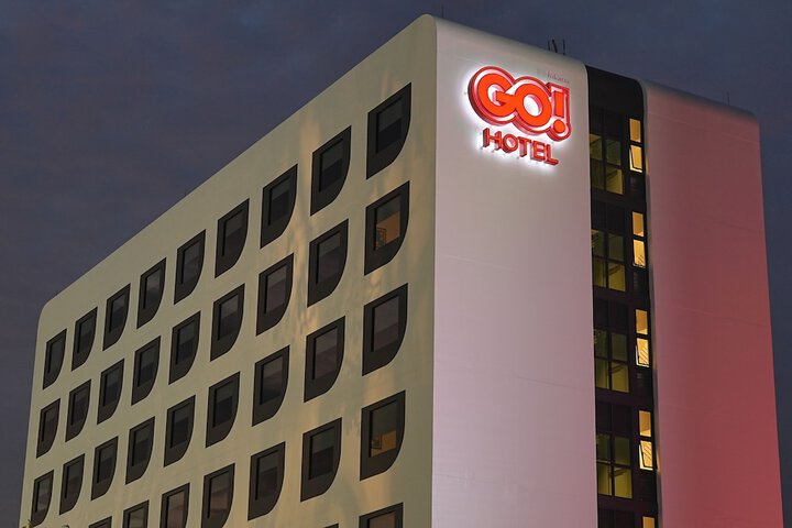 Hotel 74 of 75