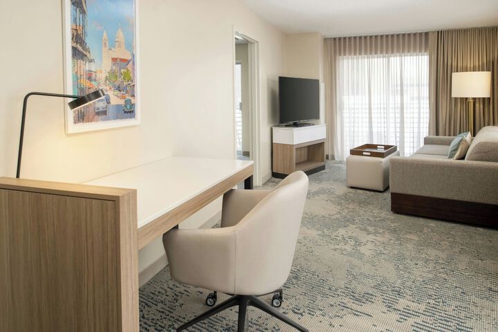 Room 22 of 50