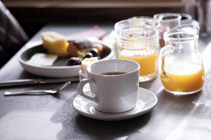 Breakfast/Coffee Service 24 of 35