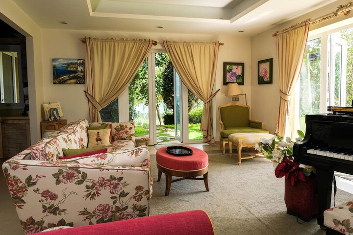 Room 22 of 193