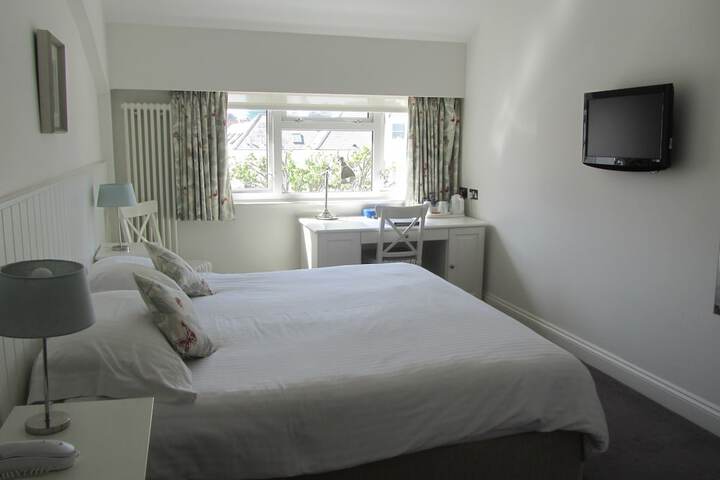Room 20 of 39