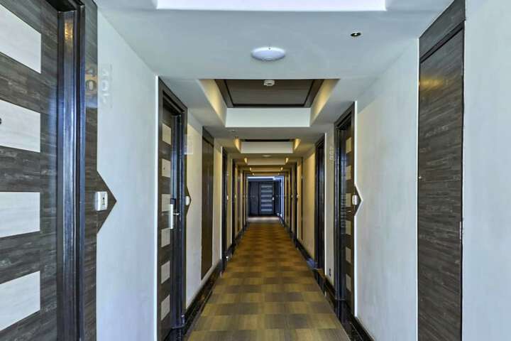 Ballroom/Hall 56 of 68