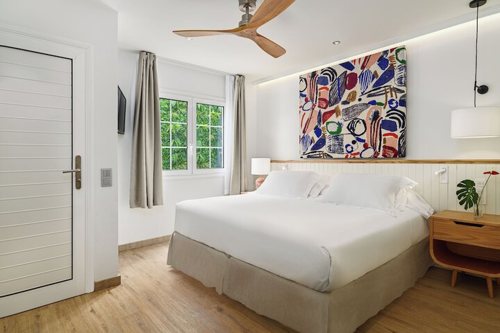 Room 11 of 71