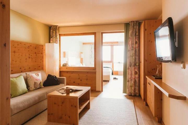 Room 14 of 35