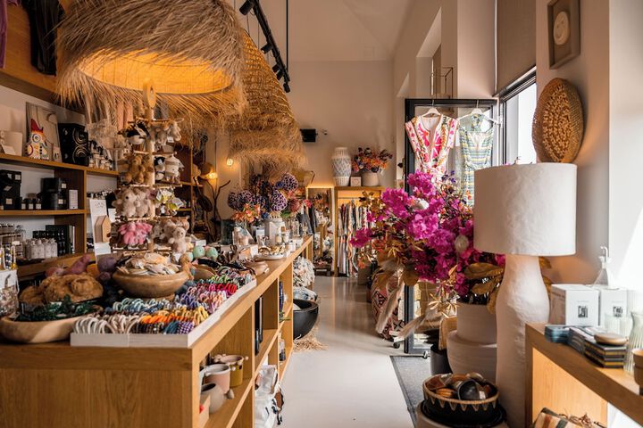 Gift Shop 79 of 125