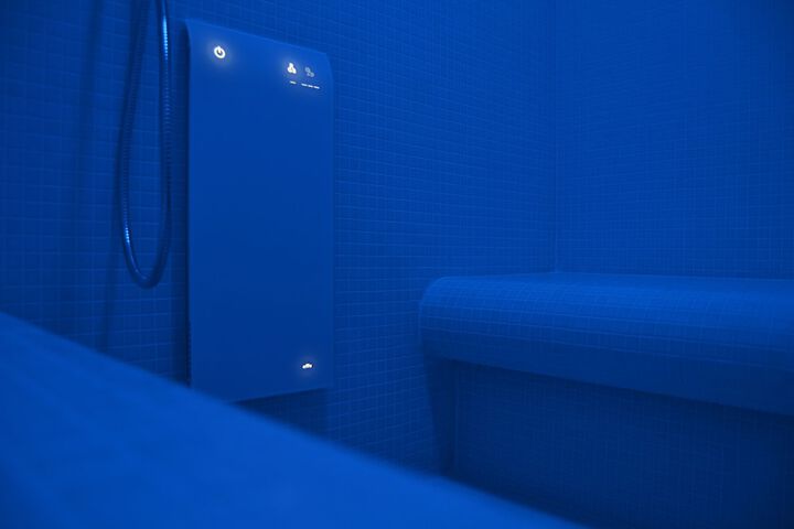 Room 66 of 93