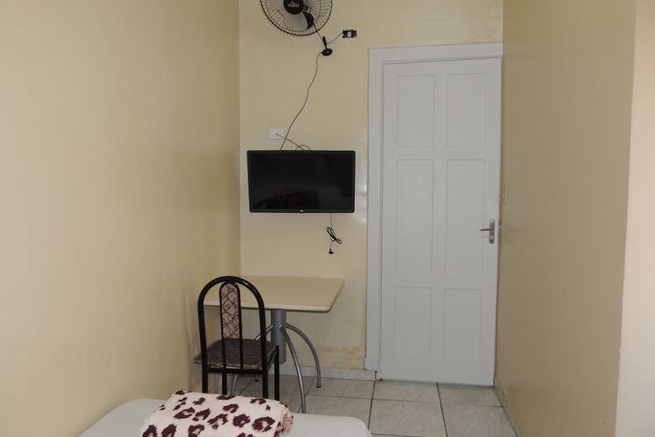Room 46 of 107