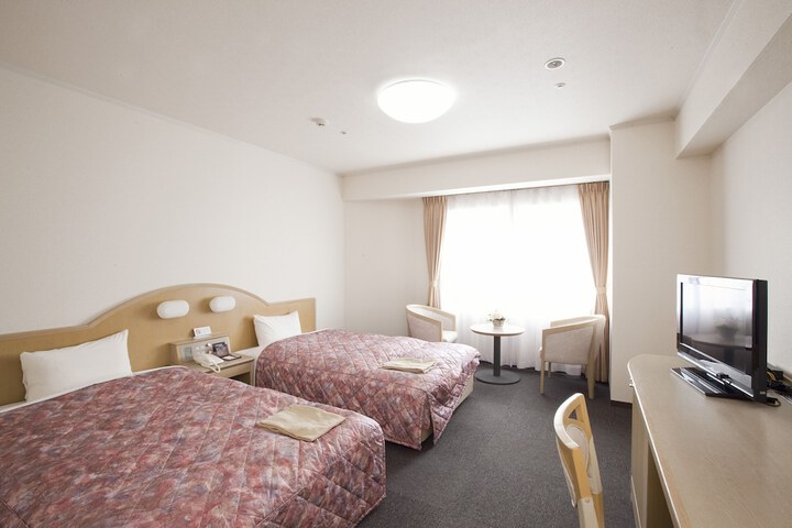 Room 7 of 43