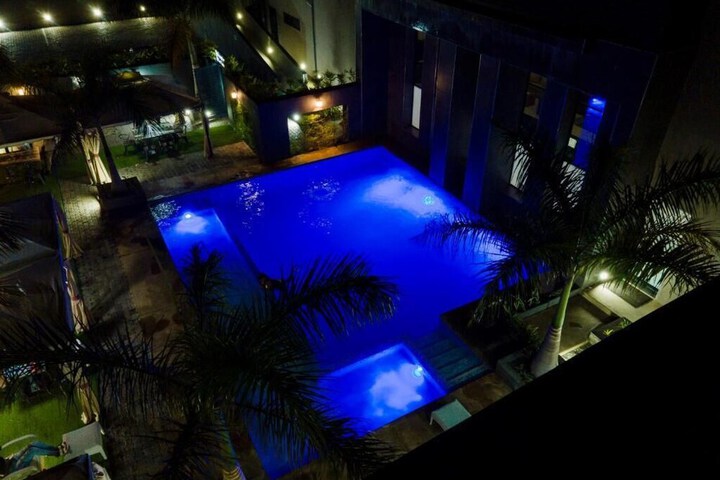 Pool 36 of 61